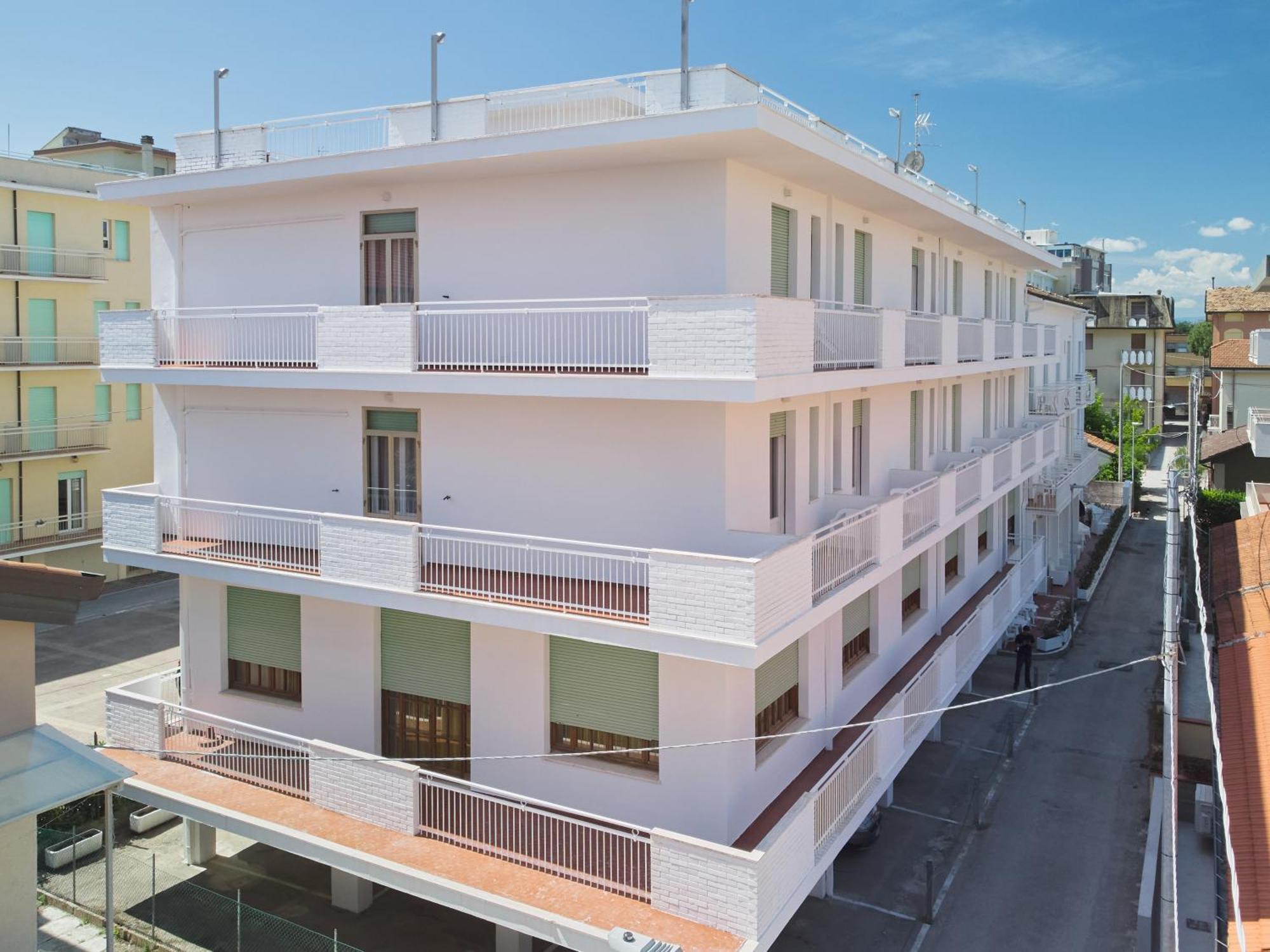Hotel Jolanda Беллария-Иджеа-Марина Экстерьер фото